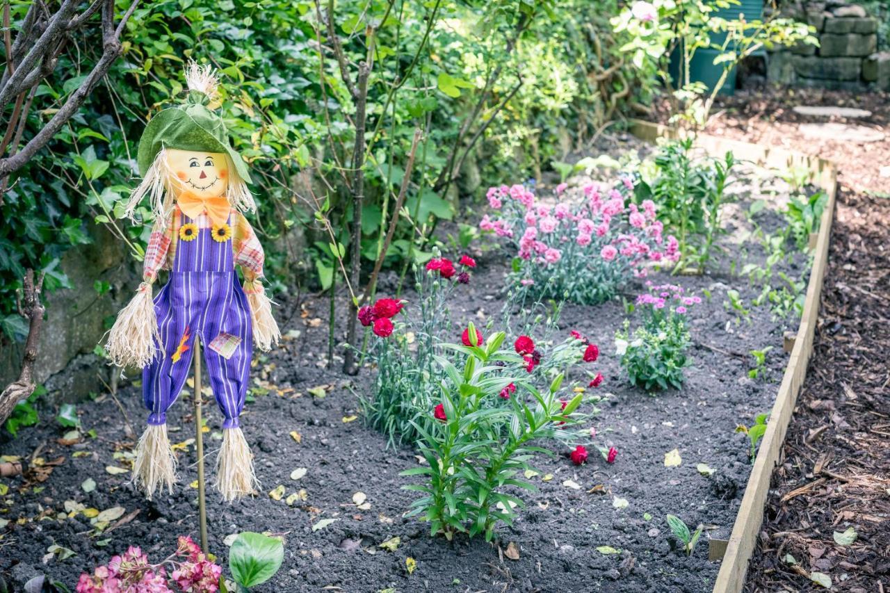 The Wonderland Townhouse - Alice In Wonderland 7Bdr Home บาธ ภายนอก รูปภาพ